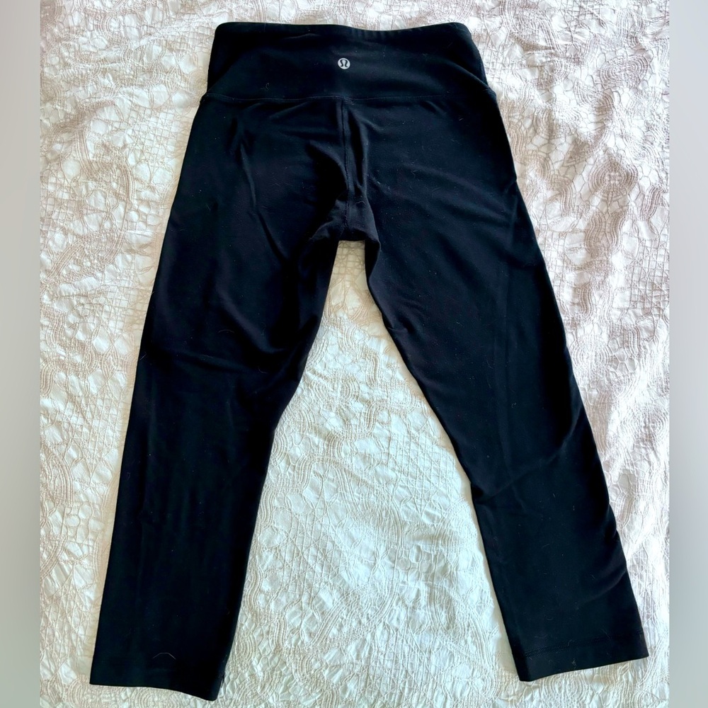 Lululemon Cropped Leggings Black Sz 4